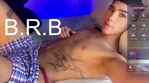   INDEPENDENT MODEL PLEASE HELP ME WITH A LIKE THANK YOU online show from January 24, 1:35 am