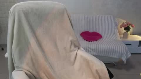 Baby emmaa online show from June 11, 9:40 am