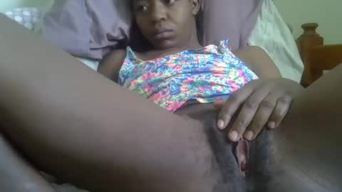 baby_facii online show from December 18, 8:20 am