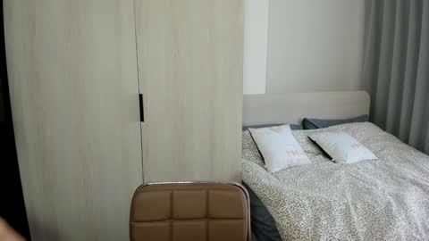 Snapshot of baby_for_daddy18 chatting on December 25, 3:40 am Call me baby real name Eva online show from December 25, 3:40 am