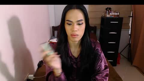 Nathalia online show from October 4, 8:29 pm