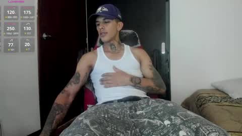 Snapshot of baby_gio chatting on April 6, 2:51 pm OF GxoXabs online show from April 6, 2:51 pm