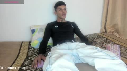 Snapshot of baby_gio chatting on April 20, 4:54 pm OF GxoXabs online show from April 20, 4:54 pm