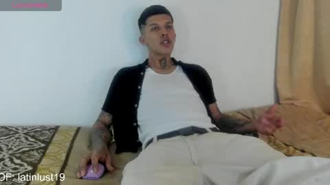 Snapshot of baby_gio chatting on April 27, 2:04 pm OF GxoXabs online show from April 27, 2:04 pm