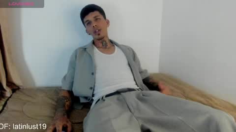 Snapshot of baby_gio chatting on June 1, 2:24 am OF GxoXabs online show from June 1, 2:24 am