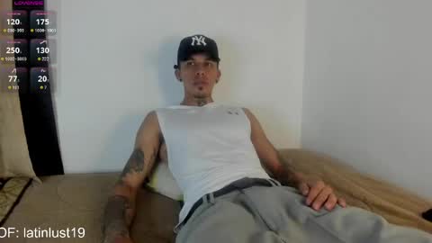 Snapshot of baby_gio chatting on June 4, 9:21 pm OF GxoXabs online show from June 4, 9:21 pm