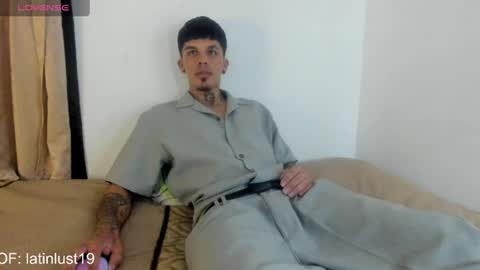Snapshot of baby_gio chatting on June 22, 5:32 pm OF GxoXabs online show from June 22, 5:32 pm
