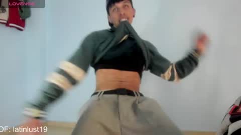 Snapshot of baby_gio chatting on July 24, 10:52 pm OF GxoXabs online show from July 24, 10:52 pm