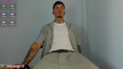 Snapshot of baby_gio chatting on August 1, 5:12 pm OF GxoXabs online show from August 1, 5:12 pm