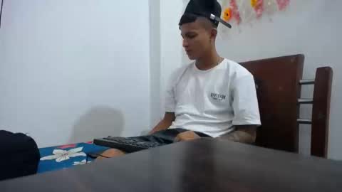 baby_hot_79 online show from October 31, 3:13 pm