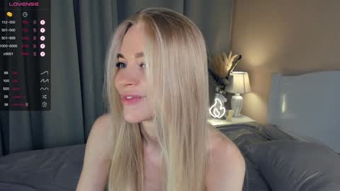 Emily online show from December 23, 12:19 pm