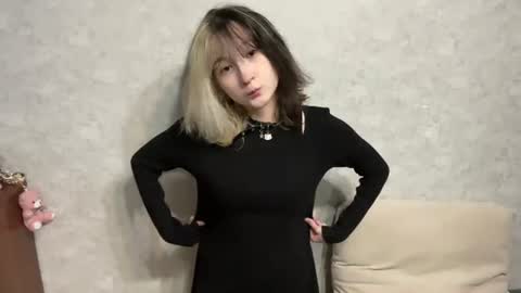 baby_killiebell online show from June 25, 12:09 pm
