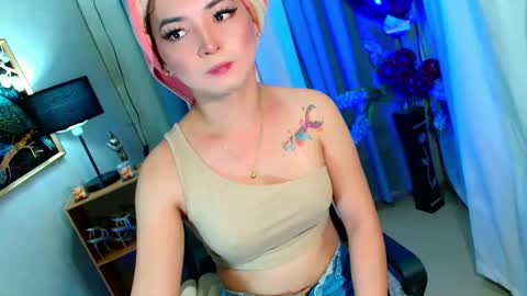 Snapshot of baby_kira1988 chatting on March 23, 11:31 pm Your Baby Kira online show from March 23, 11:31 pm