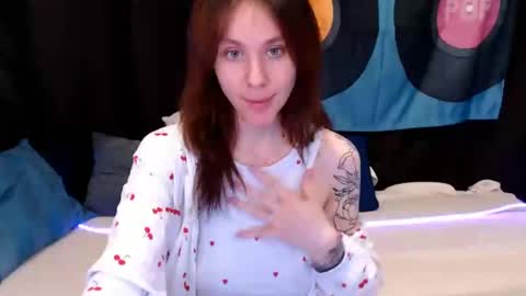 baby_kitte online show from December 22, 6:06 am