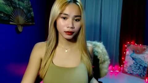 Snapshot of baby_love143 chatting on November 8, 6:57 am sky online show from November 8, 6:57 am