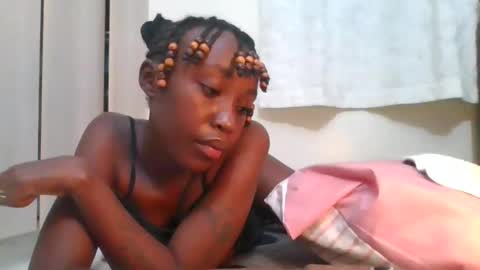 Snapshot of baby_smiler chatting on May 12, 11:02 pm baby_smiler online show from May 12, 11:02 pm