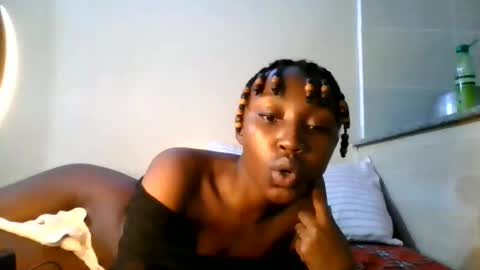 Snapshot of baby_smiler chatting on May 17, 4:14 pm baby_smiler online show from May 17, 4:14 pm