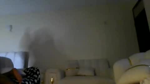 Snapshot of baby_smiler chatting on May 23, 8:13 pm baby_smiler online show from May 23, 8:13 pm