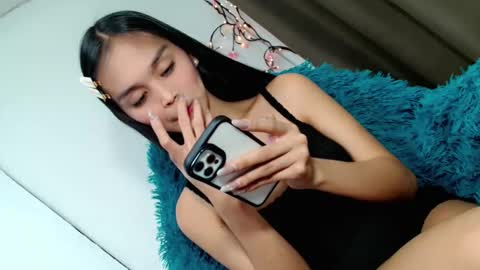 Snapshot of baby_zoexx chatting on February 27, 2:11 am baby_zoexx online show from February 27, 2:11 am