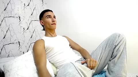 Snapshot of babyandy_ chatting on July 1, 10:53 pm ANDY online show from July 1, 10:53 pm
