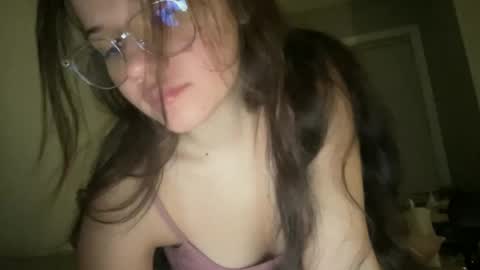 babyaves online show from November 24, 4:12 am