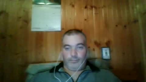 Snapshot of babybaby83 chatting on December 22, 4:50 am Darren online show from December 22, 4:50 am