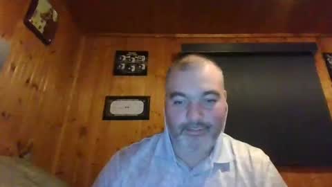 Snapshot of babybaby83 chatting on January 18, 2:25 am Darren online show from January 18, 2:25 am