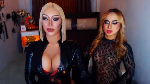 babyblackgorgeous online show from September 12, 1:55 pm