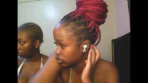 babybrown online show from June 10, 4:12 am