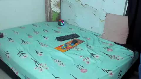 Snapshot of babycam23_ chatting on March 13, 4:19 am babycam23_ online show from March 13, 4:19 am