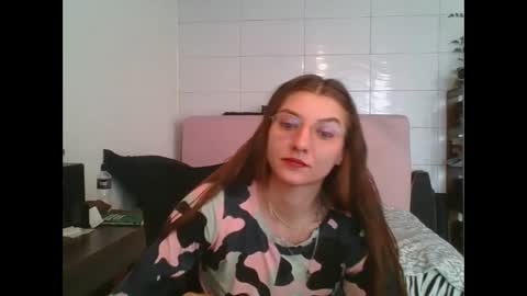 babydemon6 online show from October 6, 2:14 pm