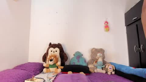 babyhorny_777 online show from July 2, 11:22 pm