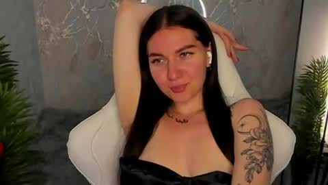 Sophia online show from June 12, 1:48 am