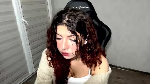 Kate  online show from September 26, 5:39 pm