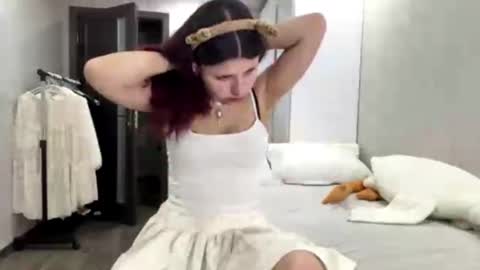 Kate  online show from October 10, 3:11 pm