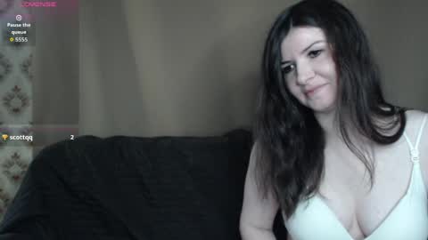 Snapshot of babykaten chatting on May 8, 3:12 am babykaten online show from May 8, 3:12 am