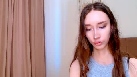 Snapshot of babylisabrown chatting on May 29, 3:26 am Annie online show from May 29, 3:26 am