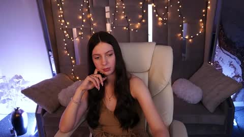Lady Vi online show from June 2, 1:46 pm