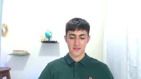Snapshot of babymaik chatting on December 23, 12:03 am babymaik online show from December 23, 12:03 am