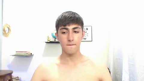 Snapshot of babymaik chatting on January 28, 12:05 am babymaik online show from January 28, 12:05 am