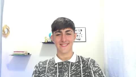 Snapshot of babymaik chatting on February 13, 12:02 am babymaik online show from February 13, 12:02 am