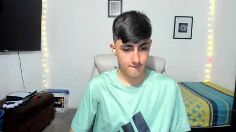 Snapshot of babymaik chatting on September 17, 5:25 pm babymaik online show from September 17, 5:25 pm