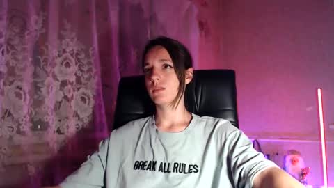 Snapshot of babymuro4ka chatting on June 10, 7:13 pm Sonya online show from June 10, 7:13 pm