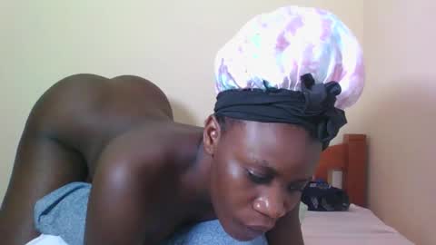 PRISCILLAH online show from November 22, 8:08 pm