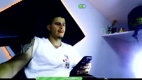 Snapshot of babysaenx chatting on June 3, 12:24 am babysaenx online show from June 3, 12:24 am