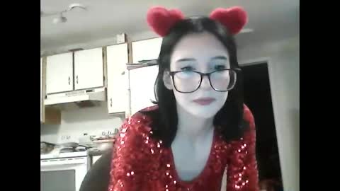 Snapshot of babysapphiree chatting on February 15, 2:52 am sapphire online show from February 15, 2:52 am