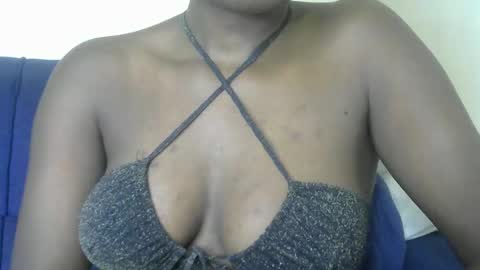 babysl0909 online show from September 18, 1:35 pm