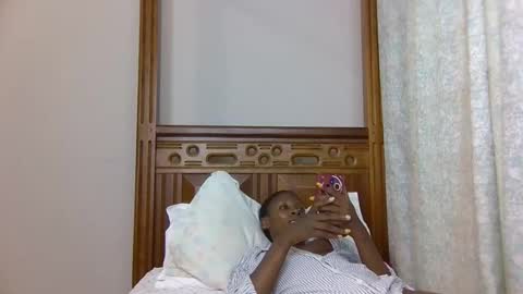 Snapshot of babytylerr chatting on October 23, 11:31 am babytylerr online show from October 23, 11:31 am