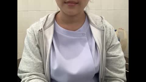 Baby Unicorn online show from November 18, 8:08 am