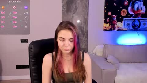 Snapshot of babyy_doll chatting on December 3, 8:05 am JOIN FAN CLUB TO GET MY CONTENT FOR FREE online show from December 3, 8:05 am